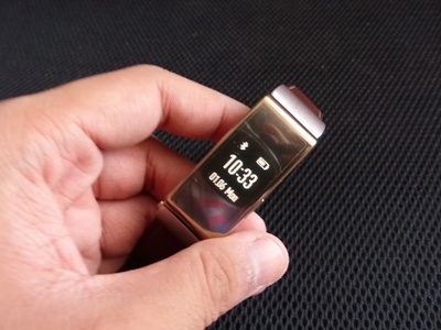 Samsung talkband deals